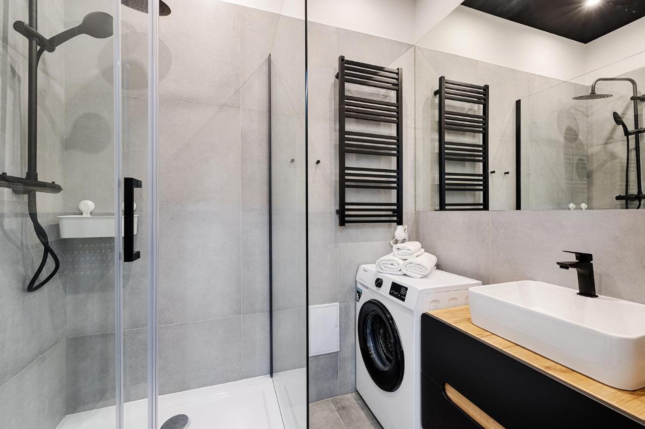 Apartment Piotrkowska Street Iii By Lookap *